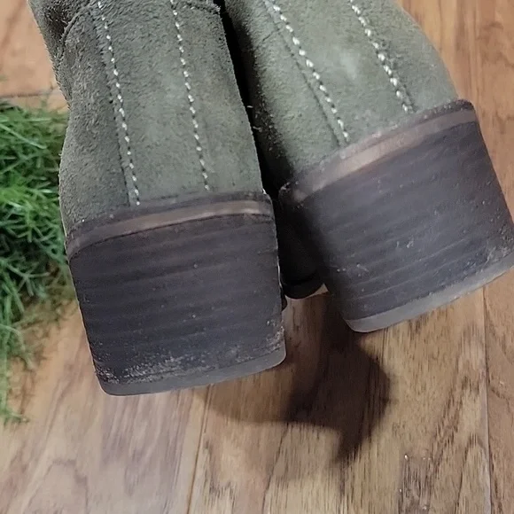 Madewell Khaki Suede Ankle Booties - Picture 7 of 12